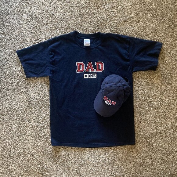 #One Dad Navy Blue T-Shirt and Hat - L - Picture 1 of 5
